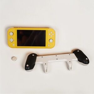 Nintendo Switch Lite Handheld Game Console HDH-001 Yellow W/ Satisfye Grip